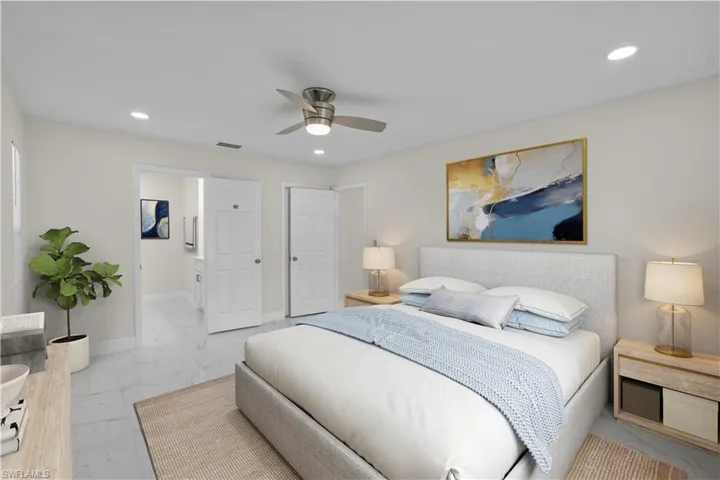 530 18th Ave Ne, Naples, Florida 34120