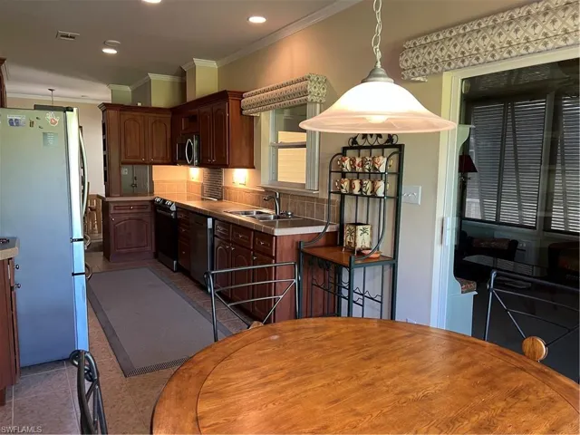Breakfast nook