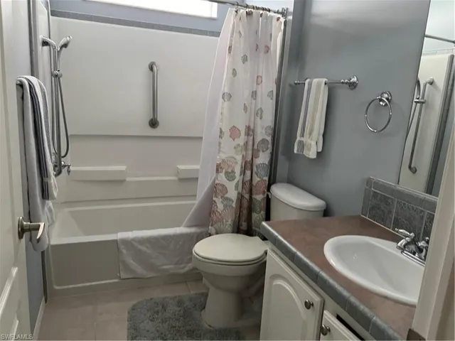 14502  Lara  CIR, North Fort Myers, FL 33917