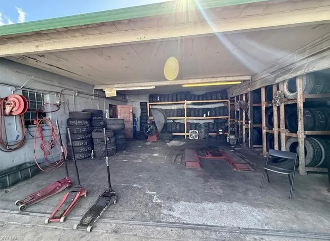 4190 E 4th Ave, Hialeah, Florida 33013
