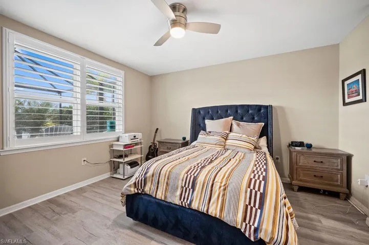 14815  Edgewater  CIR, Naples, FL 34114
