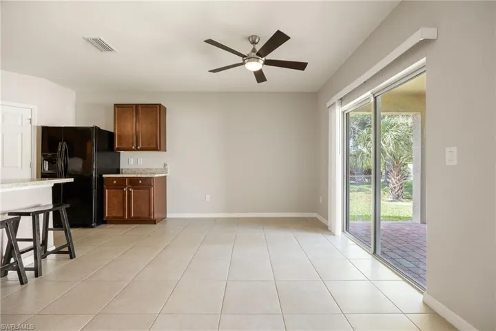 141 Se 5th St, Cape Coral Fl 33990