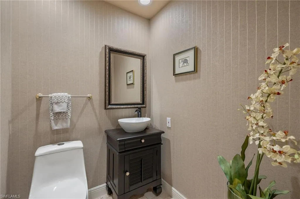 24991 Goldcrest DR, Bonita Springs, FL 34134,225001385