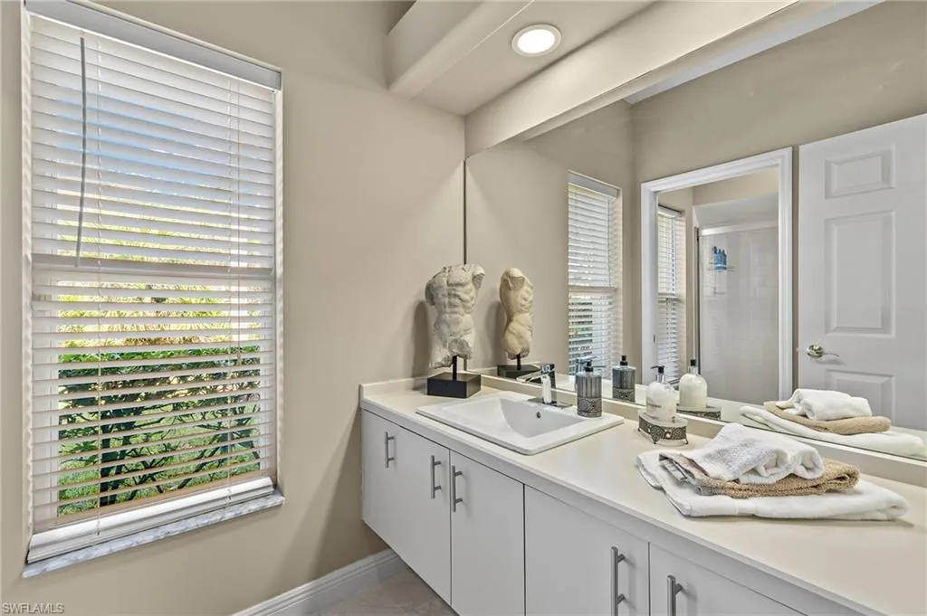 24991 Goldcrest DR, Bonita Springs, FL 34134,225001385