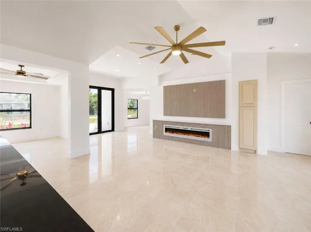3310 3rd St Sw, Lehigh Acres, Florida 33976