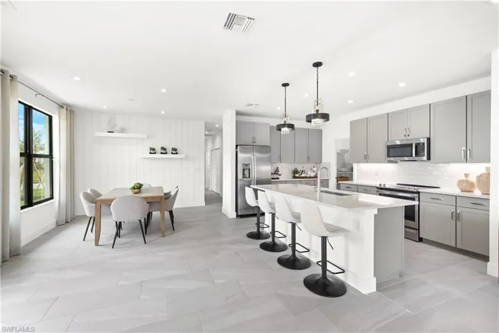 10943 Salt Bay Way, Fort Myers, Florida 33913