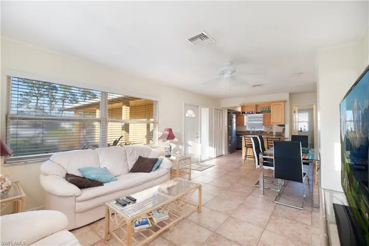 834  108th N AVE, Naples, FL 34108