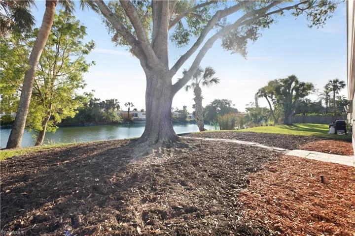 834  108th N AVE, Naples, FL 34108