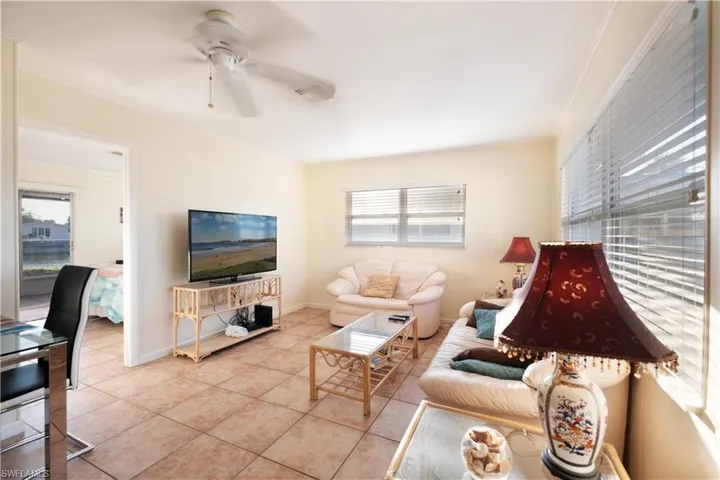 834  108th N AVE, Naples, FL 34108