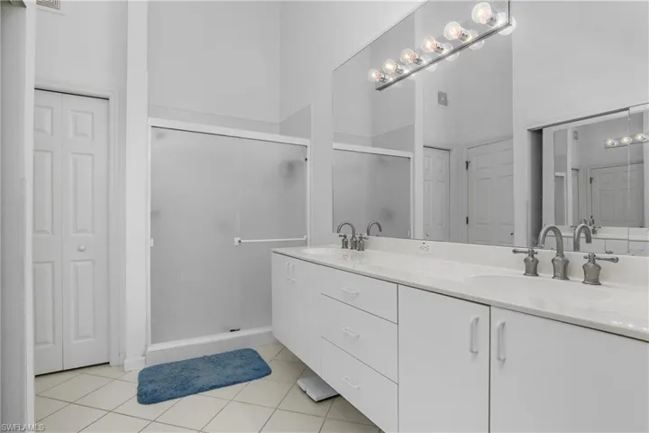 6600 Beach Resort Dr, Naples, Florida 34114
