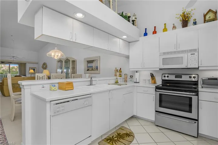 6600 Beach Resort Dr, Naples, Florida 34114