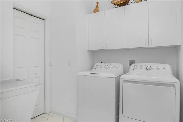 6600 Beach Resort Dr, Naples, Florida 34114