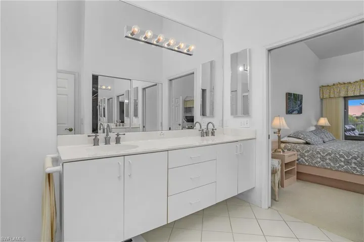 6600 Beach Resort Dr, Naples, Florida 34114