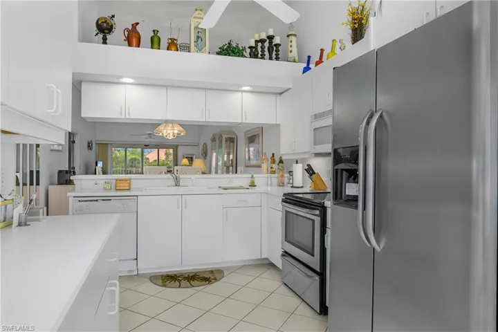 6600 Beach Resort Dr, Naples, Florida 34114