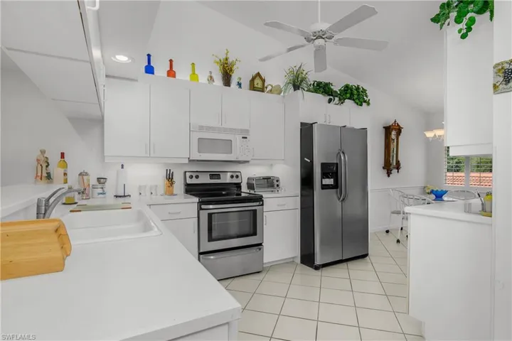 6600 Beach Resort Dr, Naples, Florida 34114