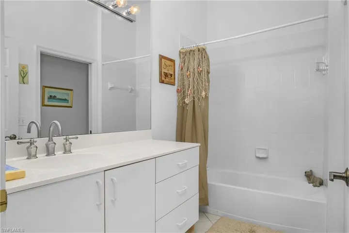 6600 Beach Resort Dr, Naples, Florida 34114