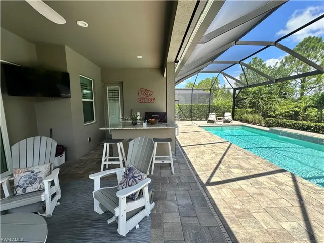 Outdoor kitchen island