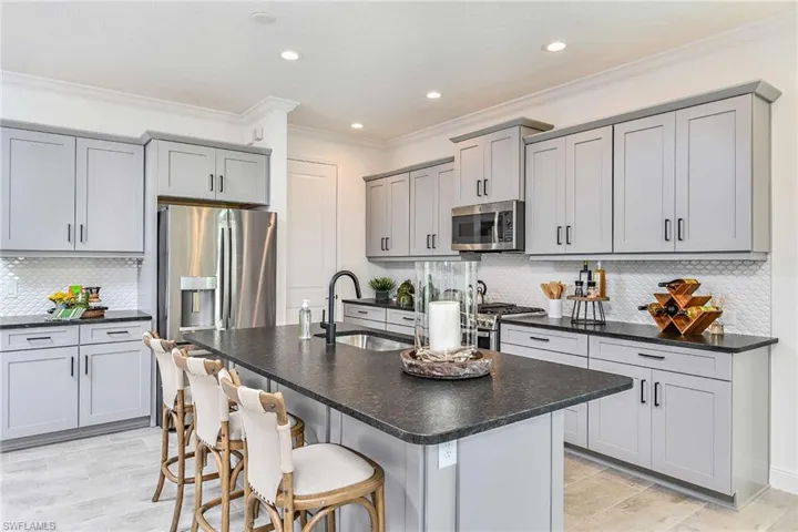 4109  Pegasus  WAY, Naples, FL 34120