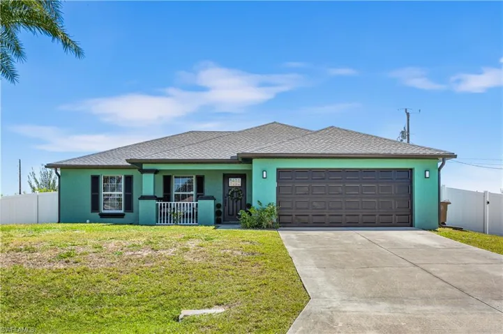 2905 NE 7th  AVE, Cape Coral, FL 33909