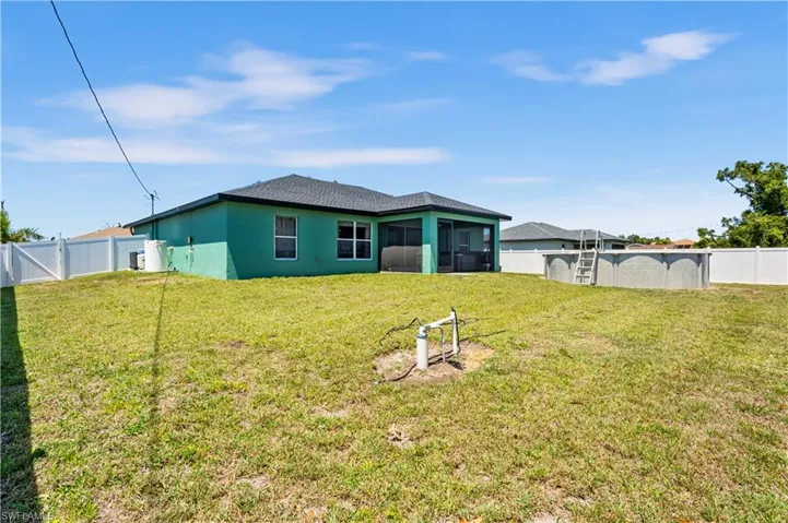 2905 NE 7th  AVE, Cape Coral, FL 33909