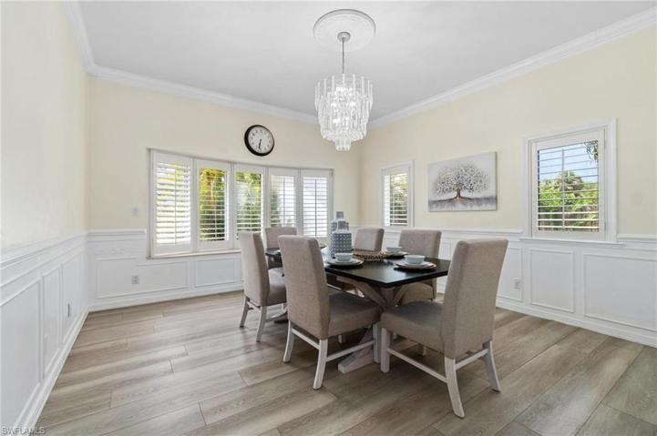 130 1st ST NW, NAPLES FL 34120