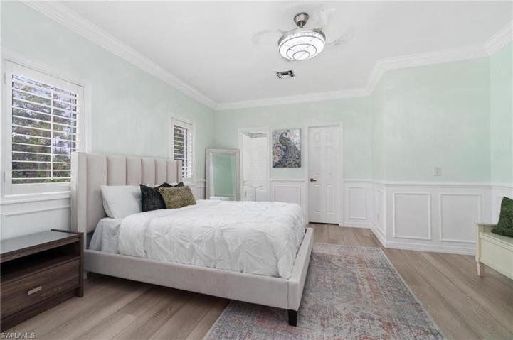 130 1st ST NW, NAPLES FL 34120