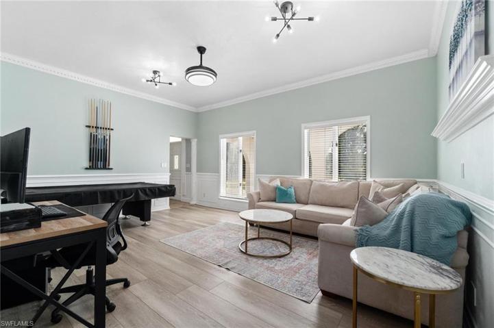 130 1st ST NW, NAPLES FL 34120