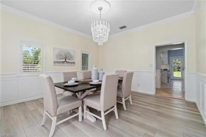 130 1st ST NW, NAPLES FL 34120