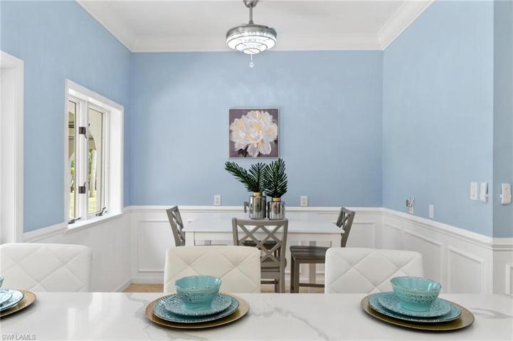 130 1st ST NW, NAPLES FL 34120