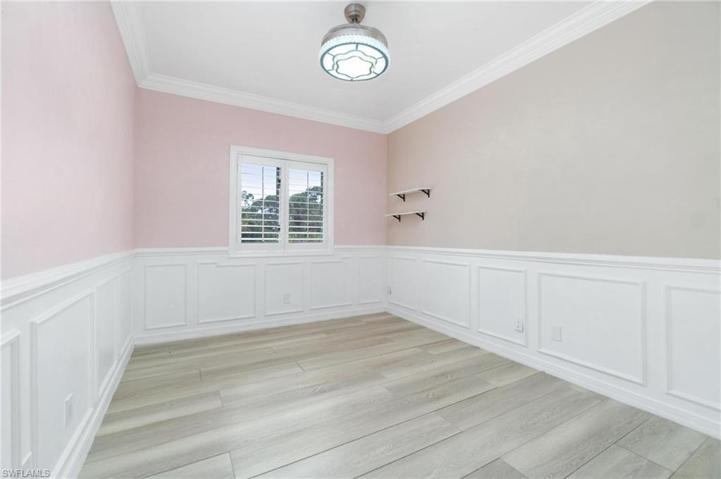 130 1st ST NW, NAPLES FL 34120