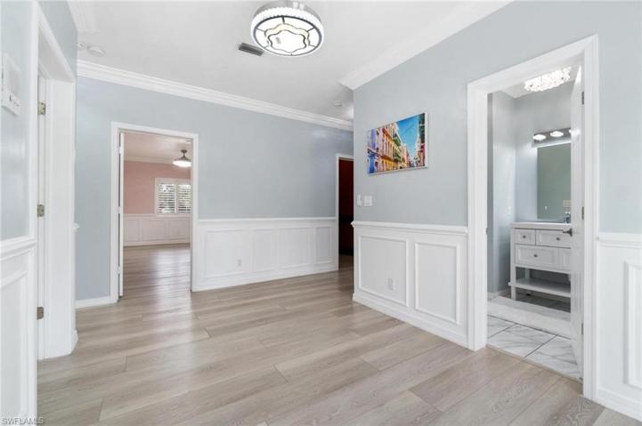 130 1st ST NW, NAPLES FL 34120