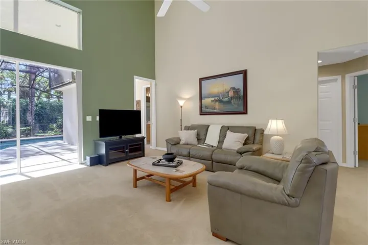 8864  Ventura  WAY, Naples, FL 34109
