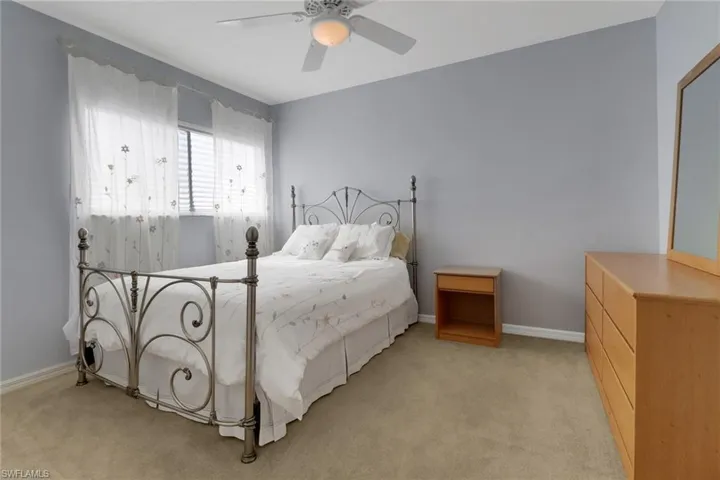 8864  Ventura  WAY, Naples, FL 34109