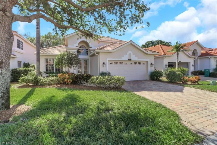 8864  Ventura  WAY, Naples, FL 34109