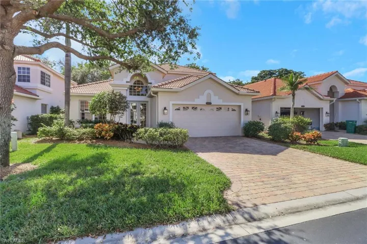 8864  Ventura  WAY, Naples, FL 34109