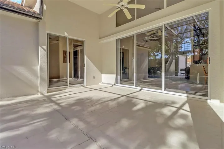 8864  Ventura  WAY, Naples, FL 34109