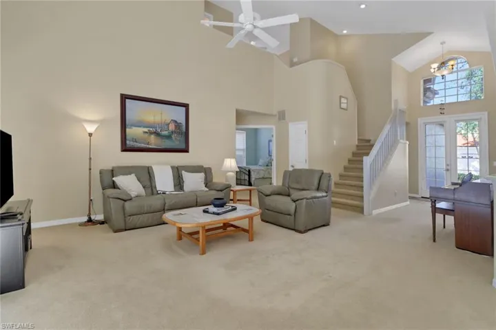 8864  Ventura  WAY, Naples, FL 34109