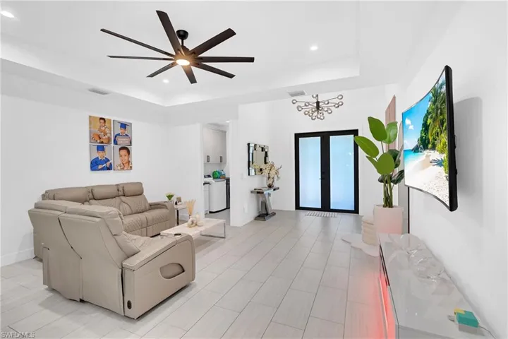 4406 31st Ave Ne, Naples, Florida 34120