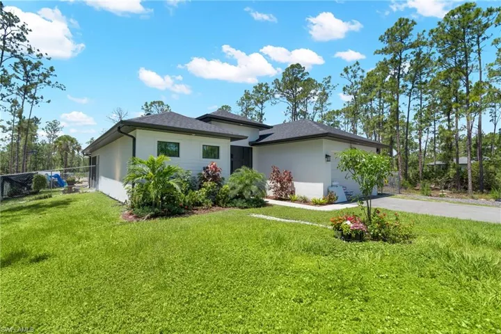 4406 31st Ave Ne, Naples, Florida 34120