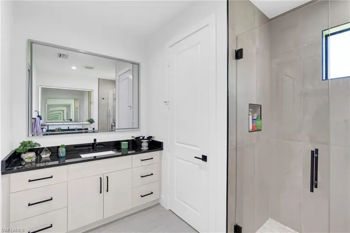 4406 31st Ave Ne, Naples, Florida 34120