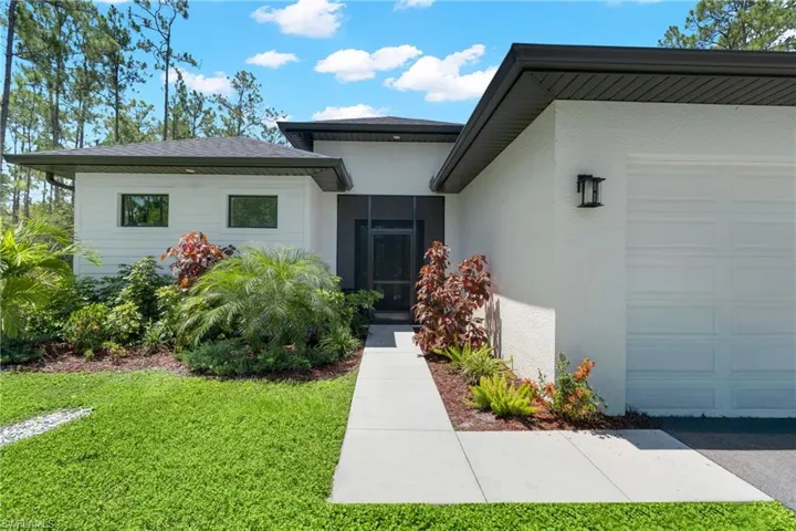 4406 31st Ave Ne, Naples, Florida 34120