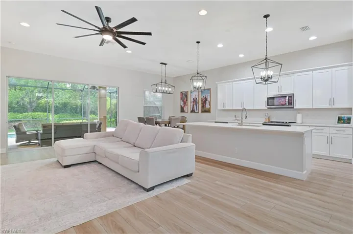 12760 Seaside Key Ct, North Fort Myers, Florida 33903