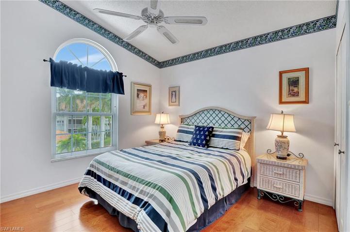 Guest bedroom