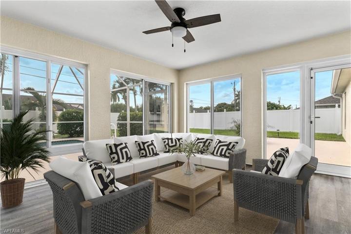 Sunroom virtually staged