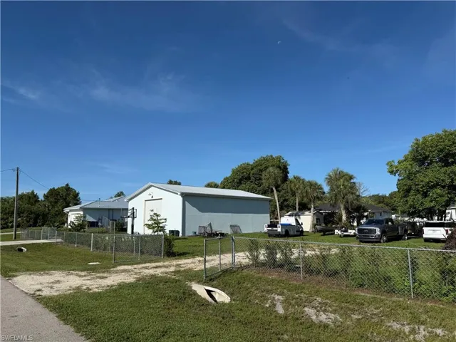6011 Jadestone Ave, Fort Myers, Florida 33905