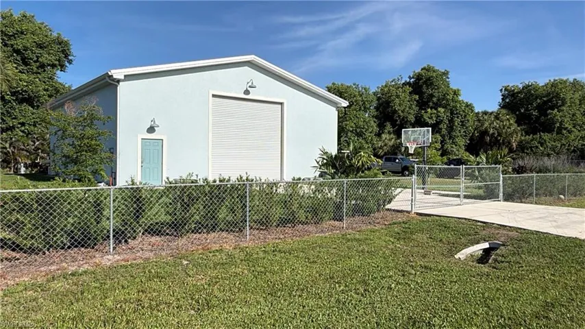 6011 Jadestone Ave, Fort Myers, Florida 33905