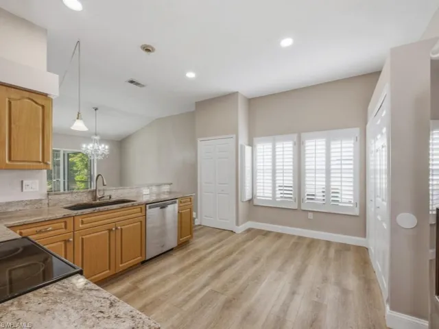 3650 Kent Dr, Naples, Florida 34112