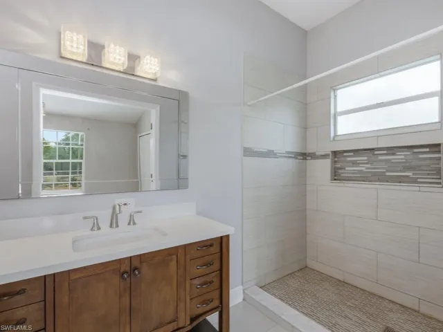 3650 Kent Dr, Naples, Florida 34112