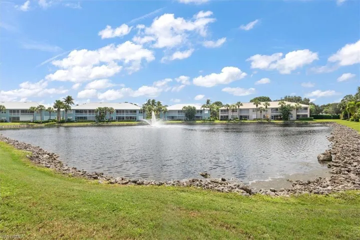 1182 Sweetwater Ln 1807, Naples, Florida 34110