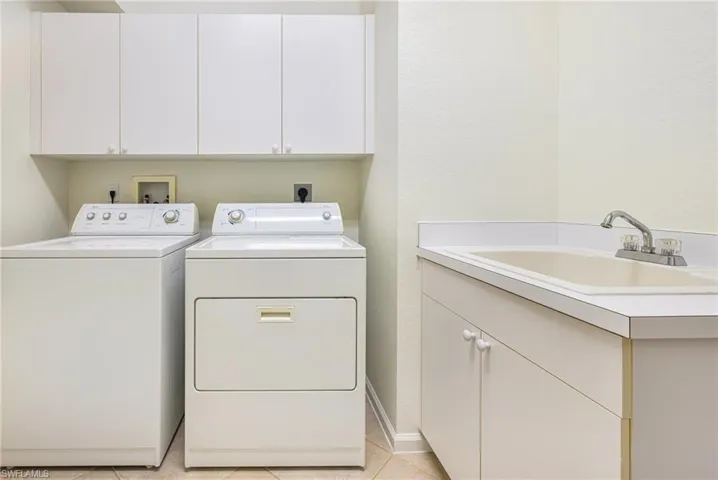 9279 Oak Strand Dr, Estero, Florida 34135